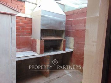 Se vende linda y luminosa casa por sector Capitán Guillermos