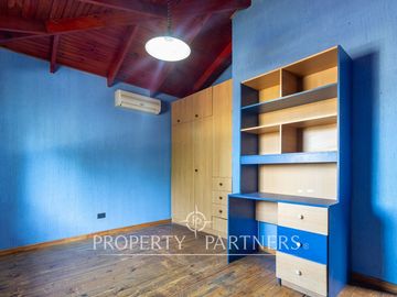 Casa Remodelada en av Rojas Magallanes