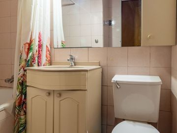 Casa Remodelada en av Rojas Magallanes