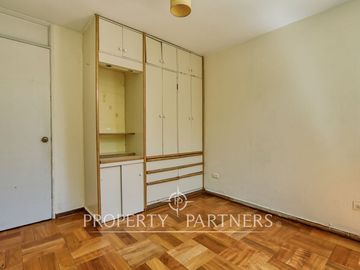 Cómodo departamento de 3 dormitorios, 2 baños y a pasos del metro Hernando de Magallanes.