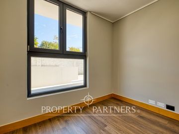 Espectacular y moderno Townhouse Nor/Oriente ubicado en barrio residencial, Las Condes