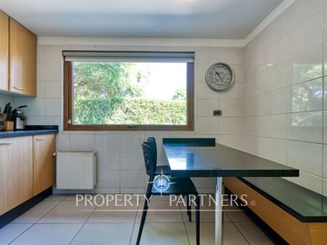 Preciosa casa en excelente sector de La Reina. Seguro condominio