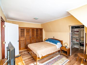 Linda Casa en Venta en Condominio en Avda. Cisternas