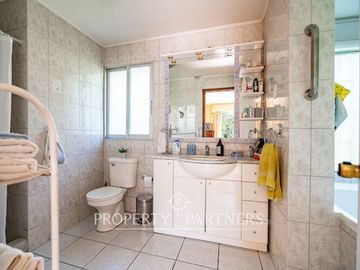Linda Casa en Venta en Condominio en Avda. Cisternas