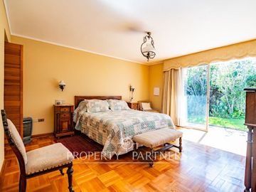 Linda Casa en Venta en Condominio en Avda. Cisternas