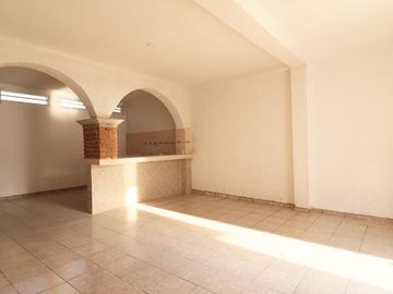 EDIFICIO EN VENTA EN MORELIA, GERTRUDIS SÁNCHEZ