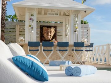 CASA EN VENTA FRENTE A LA PLAYA DE LUJO EN CANCUN 6 RECAMARAS COLDWELL BANKER