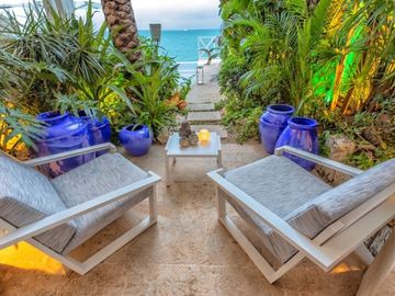 CASA EN VENTA FRENTE A LA PLAYA DE LUJO EN CANCUN 6 RECAMARAS COLDWELL BANKER