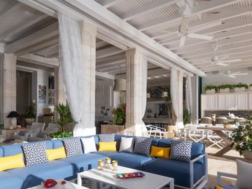 CASA EN VENTA FRENTE A LA PLAYA DE LUJO EN CANCUN 6 RECAMARAS COLDWELL BANKER