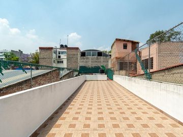 Casa para oficinas o para inversión