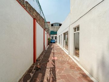 Casa para oficinas o para inversión