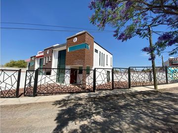 CASA EN VENTA EN SAN JUAN DEL RIO QUERETARO