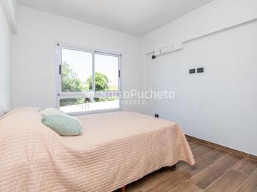 Venta departamento 2 ambientes en Lomas del Mirador ( 1º C)
