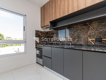 Venta departamento 2 ambientes en Lomas del Mirador ( 1º C)