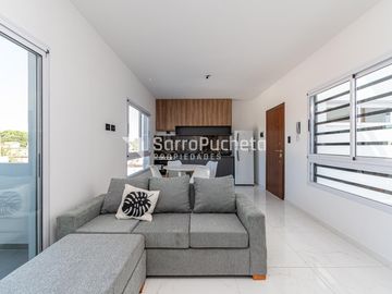 Venta departamento 2 ambientes en Lomas del Mirador ( 1º C)