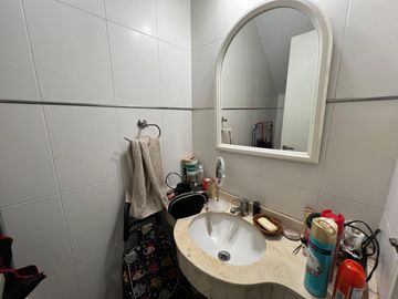 Departamento PH tres ambientes con cochera en Venta en Bernal