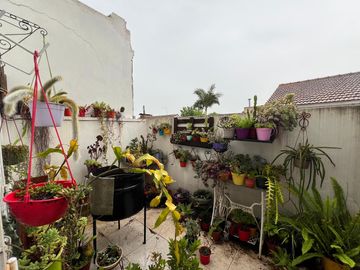Departamento PH tres ambientes con cochera en Venta en Bernal