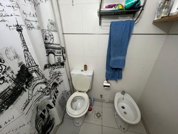 Departamento PH tres ambientes con cochera en Venta en Bernal