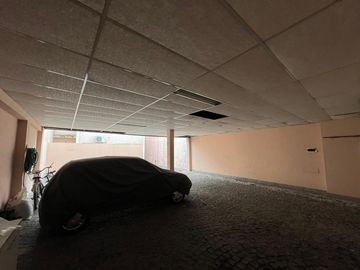 Departamento PH tres ambientes con cochera en Venta en Bernal