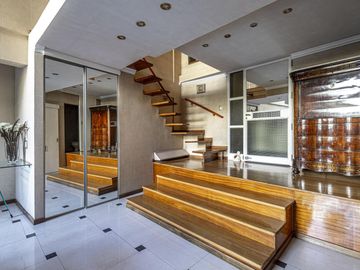Excelente piso 305 m - 2 cocheras en Palacio Alcorta!