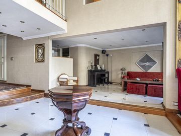 Excelente piso 305 m - 2 cocheras en Palacio Alcorta!