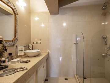 Excelente piso 305 m - 2 cocheras en Palacio Alcorta!