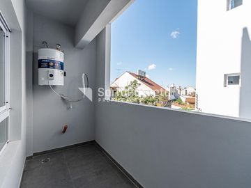 Venta departamento 3 ambientes en Lomas del Mirador