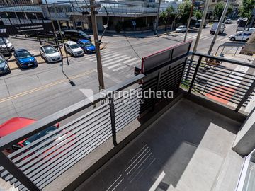 Venta departamento 3 ambientes en Lomas del Mirador