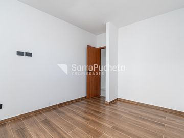 Venta departamento 3 ambientes en Lomas del Mirador