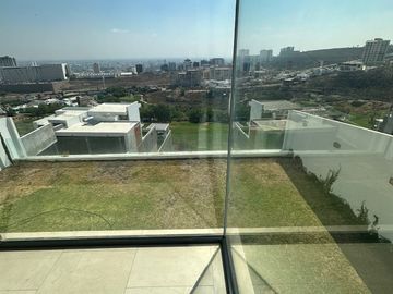 Casa en renta desde $70mil | INCREIBLE CASA AMUEBLADA EN CLUB DE GOLF
