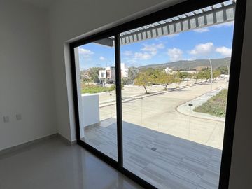 CASA EN VENTA GRAND PEDREGAL BERRIOZABAL