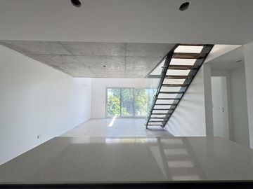 Venta - Departamento de dos dormitorios con balcón y amenities en Condominios Bagua, Funes