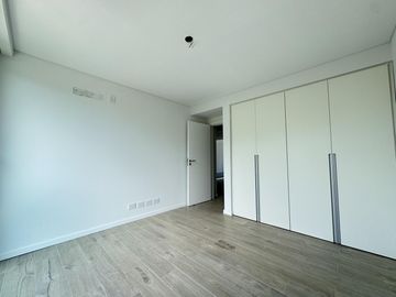 Venta - Departamento de dos dormitorios con balcón y amenities en Condominios Bagua, Funes