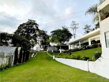 Casa en km 29 condominio Paraiso El Vergel vía Cali a Buenaventura