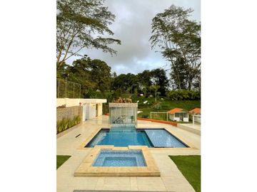 Casa en km 29 condominio Paraiso El Vergel vía Cali a Buenaventura