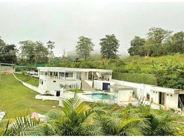 Casa en km 29 condominio Paraiso El Vergel vía Cali a Buenaventura