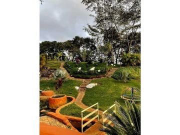 Casa en km 29 condominio Paraiso El Vergel vía Cali a Buenaventura