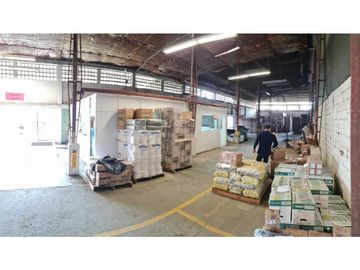 Venta de Lote y bodegas en Acopi Yumbo