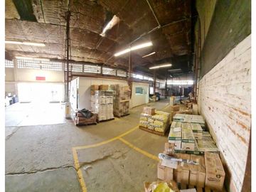 Venta de Lote y bodegas en Acopi Yumbo