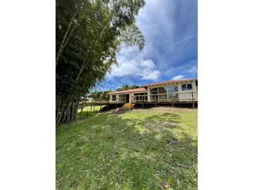 Finca en venta en el Carmen de Viboral