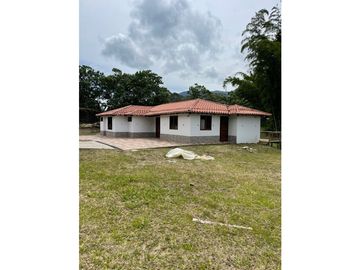 Finca en venta en el Carmen de Viboral