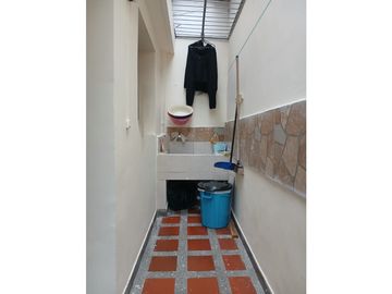Se Vende Casa en La América Piso 1, Medellin (c)