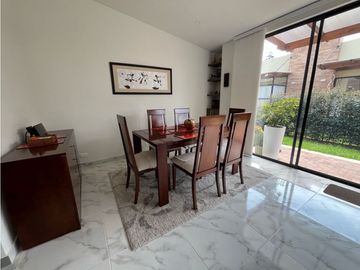 Hermosa casa nueva de UN PISO esquinera en Fagua Chía
