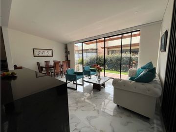 Hermosa casa nueva de UN PISO esquinera en Fagua Chía