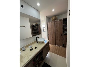 Hermosa casa nueva de UN PISO esquinera en Fagua Chía