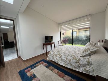 Hermosa casa nueva de UN PISO esquinera en Fagua Chía