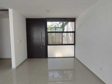 OPORTUNIDAD! VENTA DE TOWNHOUSE EN PRIVADA EN LA COL MAYA, ALTABRISA