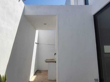 OPORTUNIDAD! VENTA DE TOWNHOUSE EN PRIVADA EN LA COL MAYA, ALTABRISA