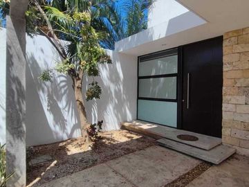 OPORTUNIDAD! VENTA DE TOWNHOUSE EN PRIVADA EN LA COL MAYA, ALTABRISA