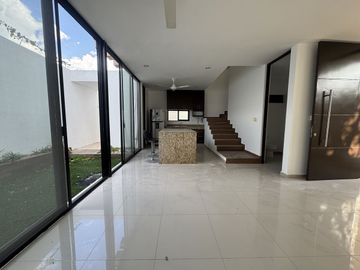 OPORTUNIDAD! VENTA DE TOWNHOUSE EN PRIVADA EN LA COL MAYA, ALTABRISA